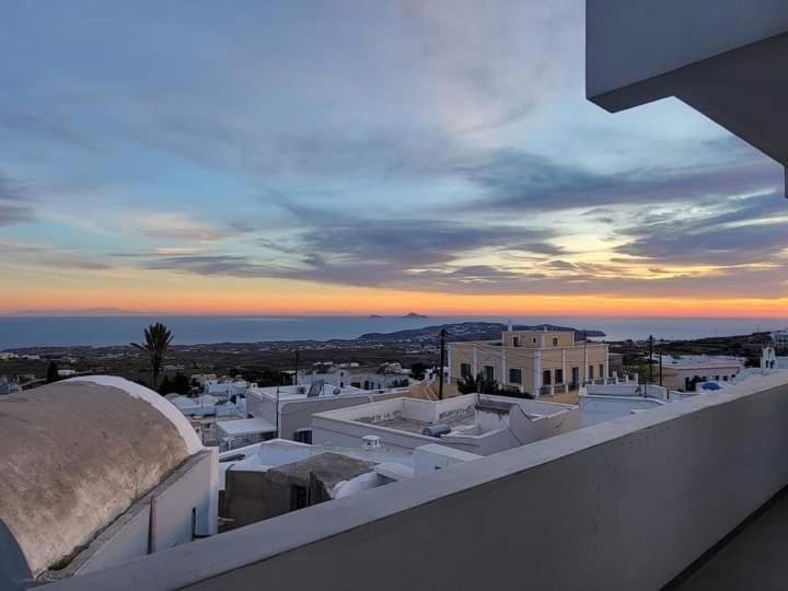 Astivi Santorini Apartments Pýrgos Exterior foto